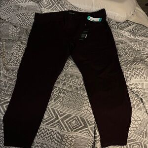 Liverpool Women's Straight Leg Pants - Burgundy